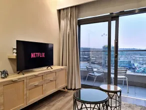 Top Floor Penthouse - Overlooking Times Square Casino - Image 4