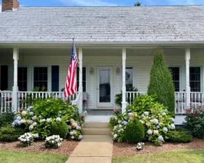 Nana's Place - Image 2