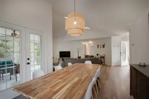Spacious Quiet Retreat with Hot Tub and Walk to River Minutes to Harpers Ferry - Image 5
