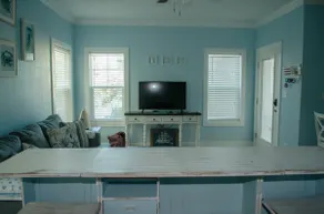 ~Seaside Getaway~ Condo in Purple Parrot Resort! - Image 2