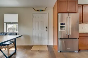 Heart of Austin 3BR Bungalow - Image 4