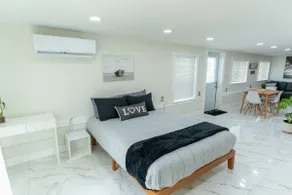 Cozy Private Studio by HardRock and Beaches - Image 3