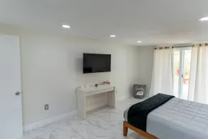 Cozy Private Studio by HardRock and Beaches - Image 4