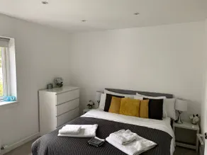 Apartment next to University - Image 5
