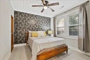 Peaceful Apartment Unit on the Main Level - Image 3