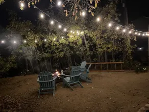 Cozy Cabin-Cinema Room/Firepit/Games - Image 3