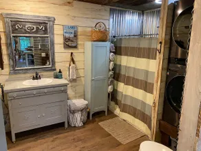 Quiet fishing cottage at Guntersville Lake - Image 3