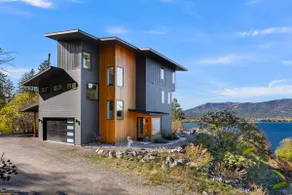 Luxurious home w/ hot tub & boat slip - Image 3