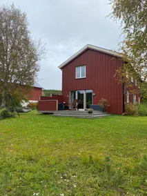 Spacious house in a quiet and beautiful setting - Image 4