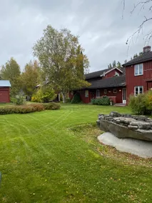 Spacious house in a quiet and beautiful setting - Image 2