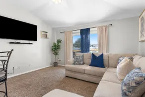 Tasteful 3/2 vacation rental - Image 5
