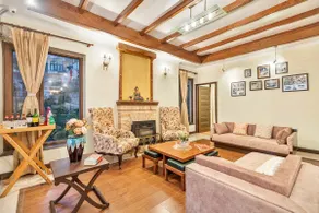 Stonehill Manor luxury mountain cabin@Dharamshala - Image 3