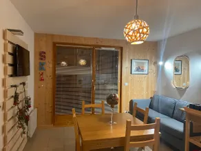 Lovely apartment with parking - Image 3