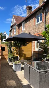 Cottage | Parking | Perfect for Windsor Horse Show - Image 2