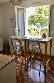 Beautiful quiet apartment + garden, everything within walking distance - Image 3