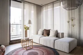 Luxurious City Centre 1 Bedroom Apartment - Image 3