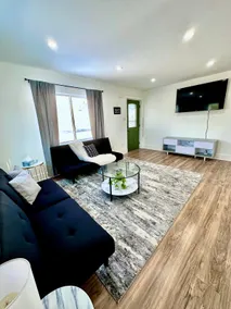 La Casita - Home with large parking - Image 2