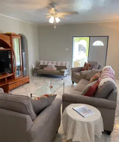 3 BR 2 BA House Near the Beach - Image 3