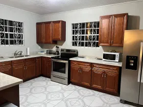 3 BR 2 BA House Near the Beach - Image 2