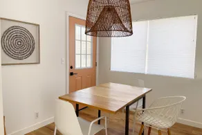 Walk to Beach & 4th | King Bed + AC + Parking - Image 5