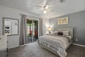 Cozy 2 Bed 1 Bath Home near IAH - Image 4