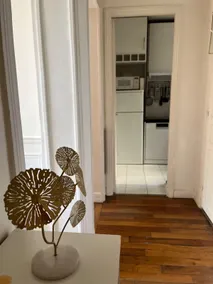 Suite in the heart of Paris - Image 5