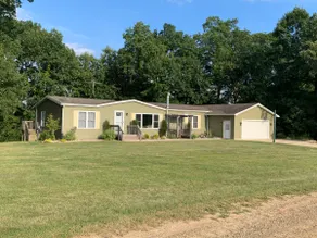 Cozy country farm house - Image 2