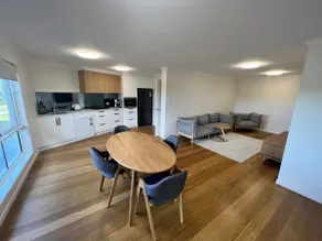 Beachside, self contained, one bedroom apartment. - Image 5
