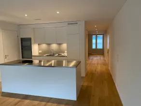Luxury-Apartment w. private e-parking, great view - Image 4