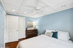 Del Rey 4BR home | King bed, Firepit - 10 min/DC - Image 5