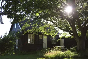 Beautiful cottage by Røsnæs in the first row! - Image 2