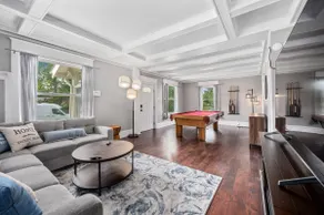 Vibrant Home 5 mins From Downtown With Pool Table - Image 2