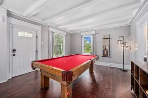 Vibrant Home 5 mins From Downtown With Pool Table - Image 4