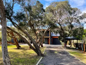 Family Getaway - Beach, Winery, Golf, Hot Spring - Image 2