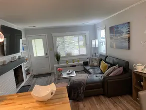 Cozy Relaxing Home - Image 2