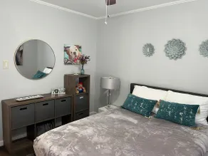 Cozy Relaxing Home - Image 5