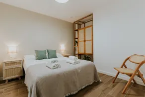 Natural Stay, Apartment with queen bed and sofa bed. - Image 2