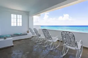 Dreaming on the sea.Sunsets, pool and solar panels - Image 4