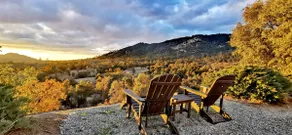 Hilltop Hideaway with Secluded Views Near Yosemite & Bass Lake - Image 5