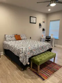 Modern Home near Southern University and BTR airport! - Image 4