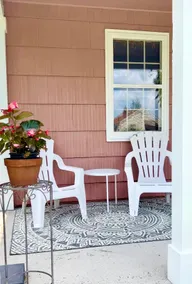 Pink Chalet Downtown | Themed 2Bed Home, Fire Pit - Image 4