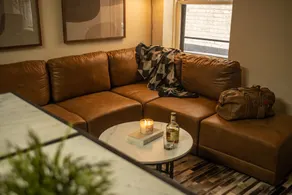 Cozy & Calm Downtown Fargo 1 BR Apt • Annex 220 - Image 2