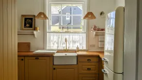 Beautifully renovated beach house - Image 5