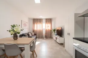 Magnificent apartment near downtown with A.C. - Image 2