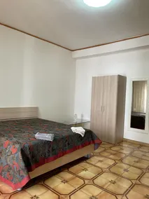 Rosa's house - Image 2