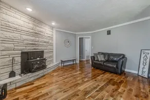 Spacious home near Bass Pro & Wonders of Wildlife - Image 4