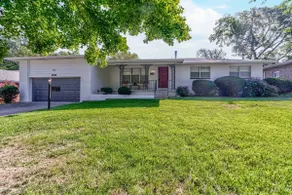 Spacious home near Bass Pro & Wonders of Wildlife - Image 2