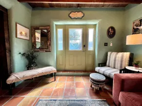 The Yak Hideaway! Southwest ABQ meets country. - Image 2