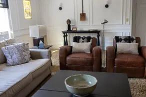 Lovely 2 bedroom apartment with indoor fireplace! - Image 3