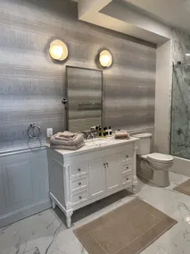 Stunning Renovated Historical 1Bed/1Bath Apartment - Image 5